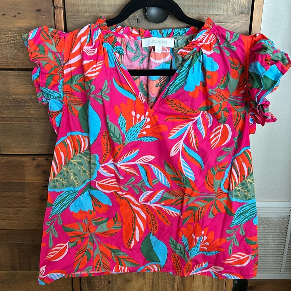 Sugarlips Sz small floral print top ruffle sleevee